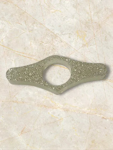 Bague de lecture en résine fait main - création unique et originale