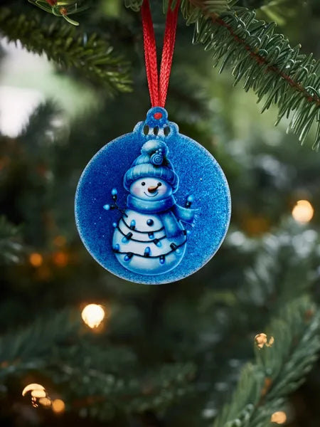 Boule plate plexi et résine Noël fond bleu