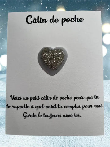 Accessoire câlin de poche en résine - fait main