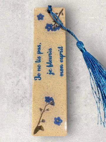 Marque page en résine fait main - création unique et originale
