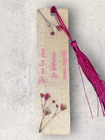 Marque page en résine fait main - création unique et originale