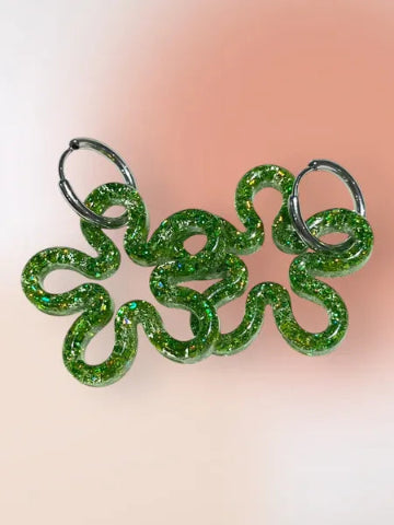 Boucles d'oreilles en résine - création artisanale avec éléments interchangeable