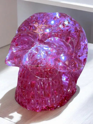 Décoration Tête de mort en résine avec éclairage LED