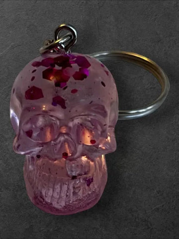 Porte-clés en résine fait main - création unique et originale