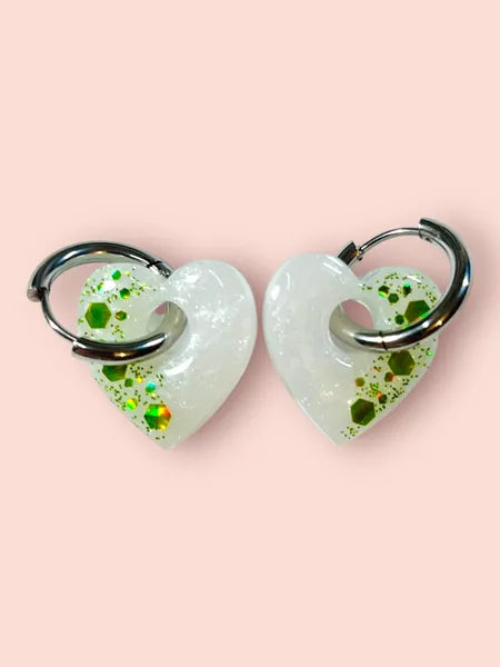 boucles d oreilles en resine fait main artisanales wendy goodies