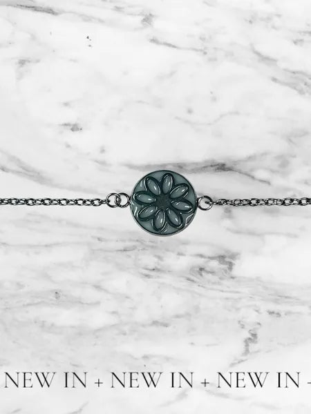 Bracelet en acier inoxydable et résine – Cœur ou Fleur – Doré ou Argenté