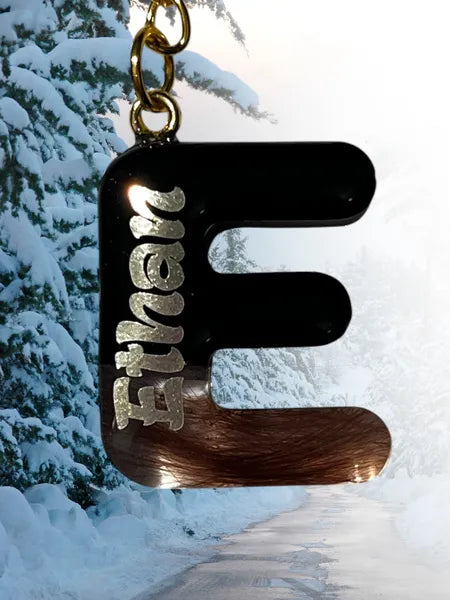 Porte cles en resine fait main artisanaux wendy goodies