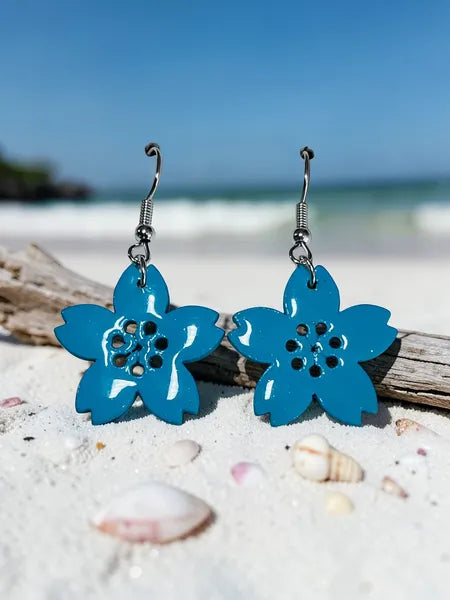 boucles d oreilles fleur bleu turquoise en resine fait main wendy goodies