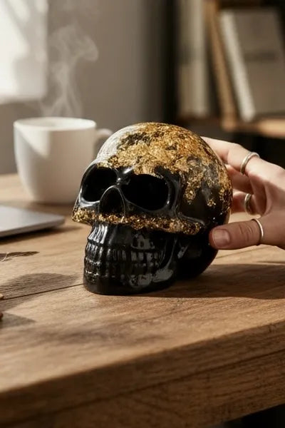 Figurine tête de mort en résine faite main – Décoration originale