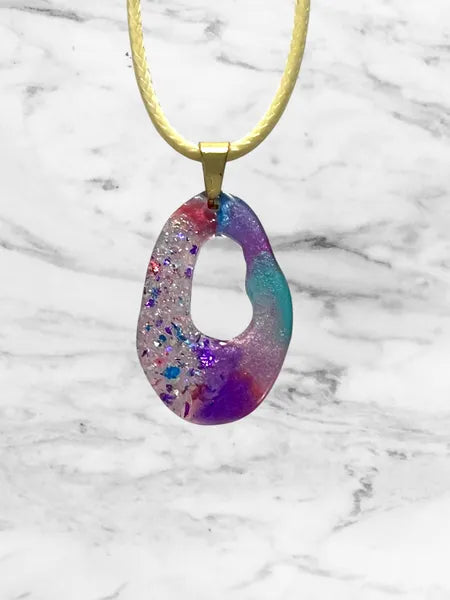 Petit Pendentif